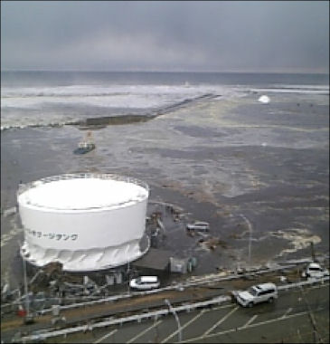 20111101-Tepco tsunami strikes after 110519_2_6.jpg